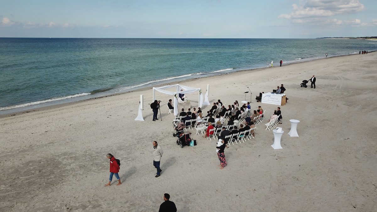 Strandhochzeit Drohne Ostsee